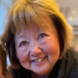 Meet your Posher, Carol